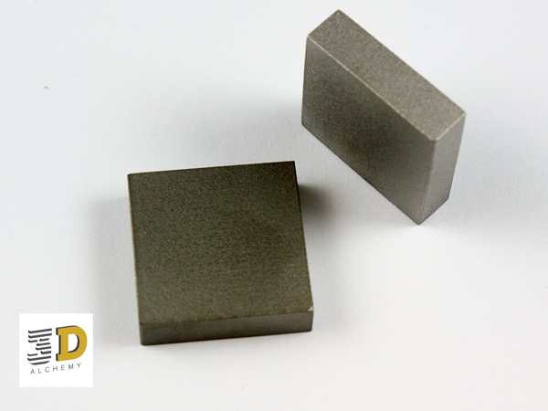 3d-printed-aluminium-titanium-test-blocks